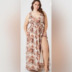 Plus Size 3X Tropical Print Sleeveless Maxi Dress w/ Slit
